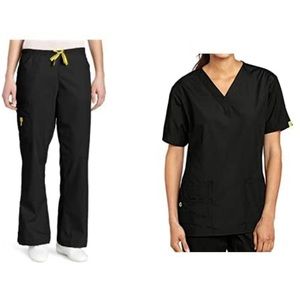 XL black and yellow wonder wink scrubs